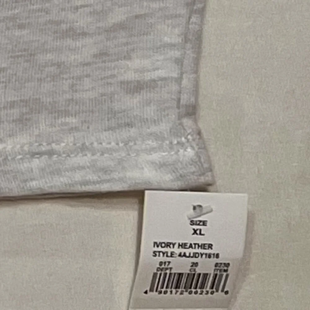 Disney Tinker Bell Top NWT – Juniors Size XL - Picture 5 of 5